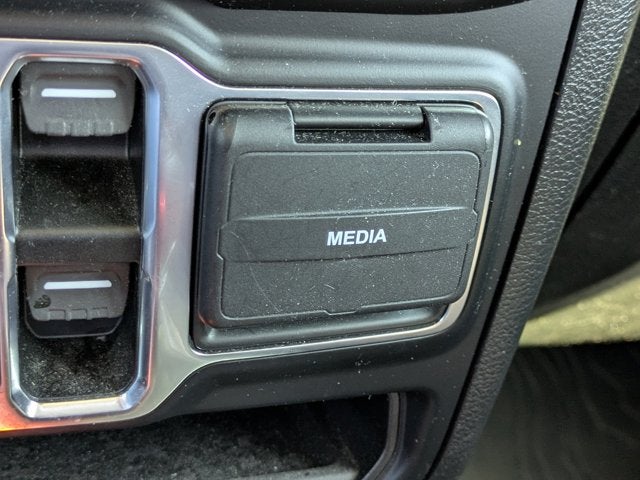 2021 Jeep Gladiator Willys