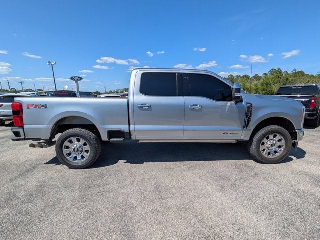 2023 Ford Super Duty F-250 SRW Lariat