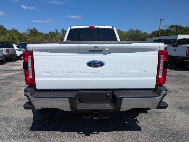 2026 Ford Super Duty F-350 DRW TDSL CREW CAB 6.7L LARIAT
