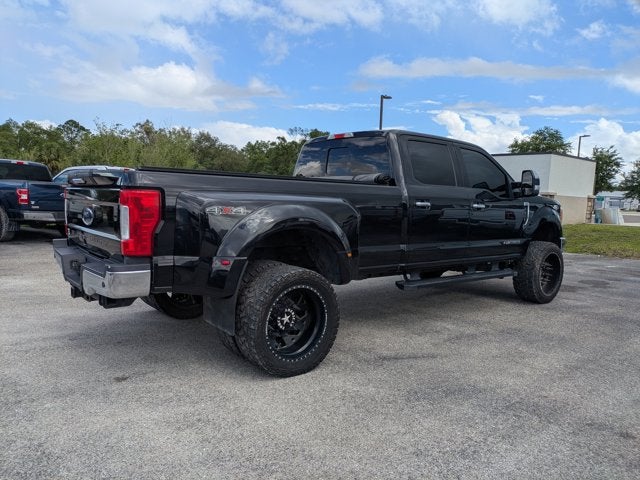 2017 Ford Super Duty F-350 DRW Lariat