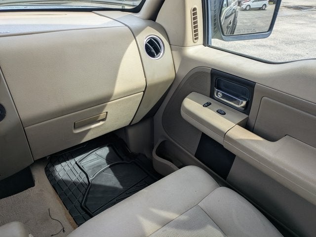 2005 Ford F-150 XLT