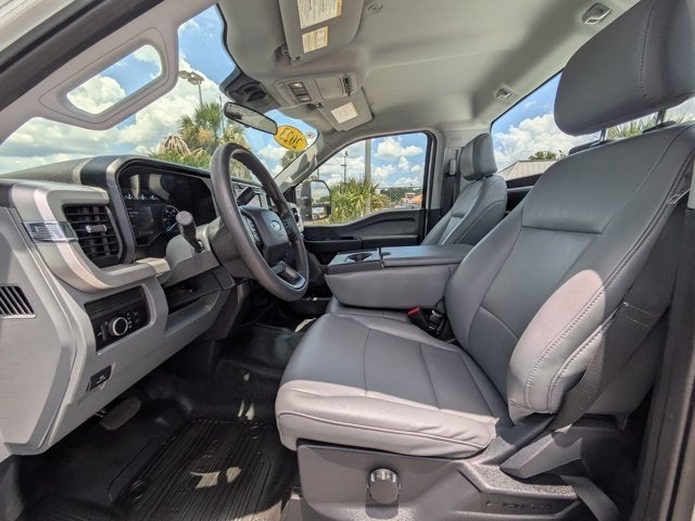 2023 Ford Super Duty F-350 SRW XL