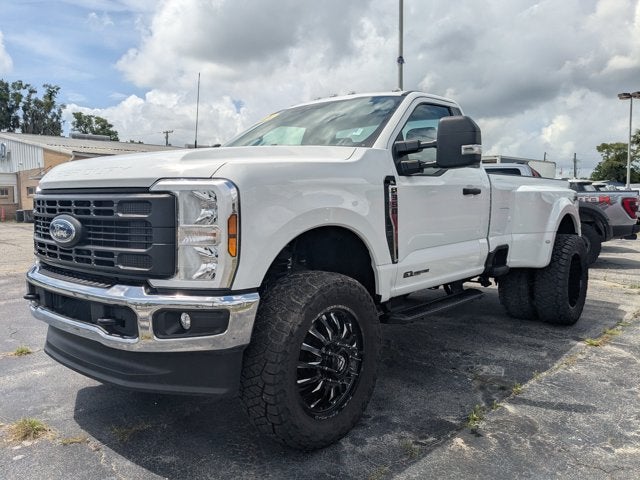 2024 Ford Super Duty F-350 DRW XL