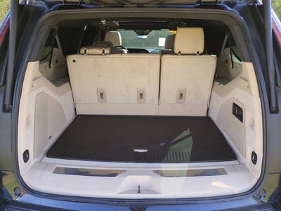 2023 Cadillac Escalade ESV 4WD Premium Luxury