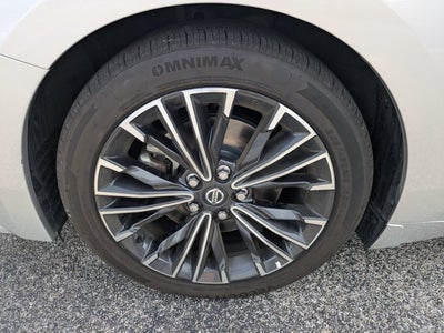 2021 Nissan Maxima SV