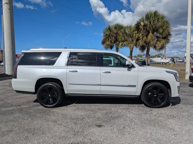 2020 Cadillac Escalade ESV Premium Luxury