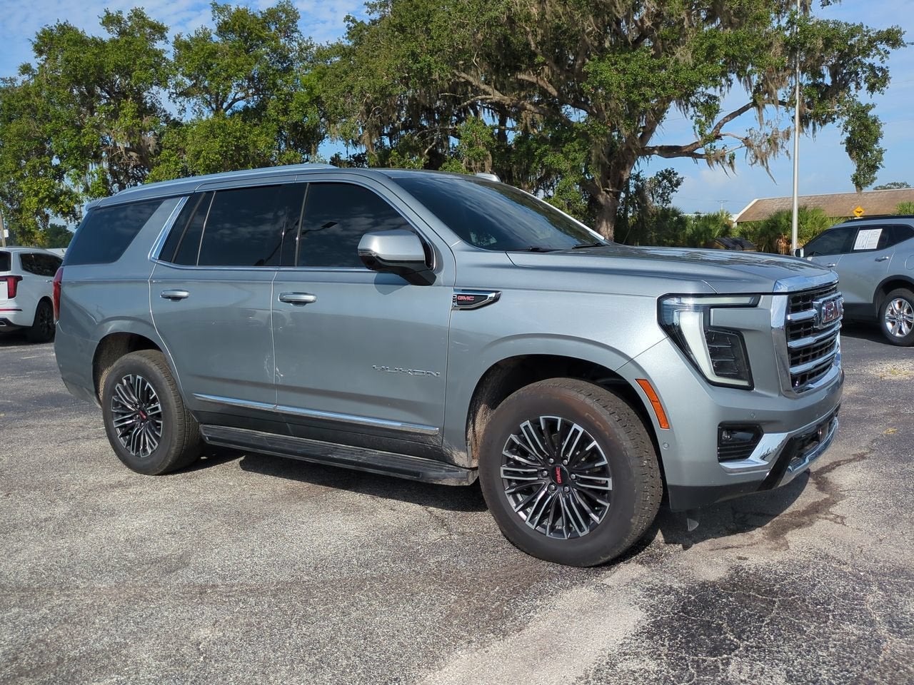 2025 GMC Yukon Elevation