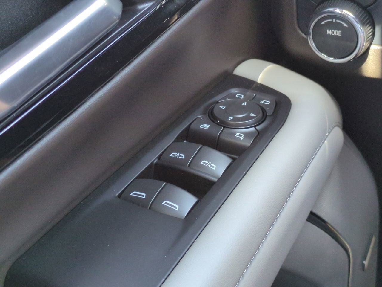 2026 Chevrolet Tahoe LT - Photo 24