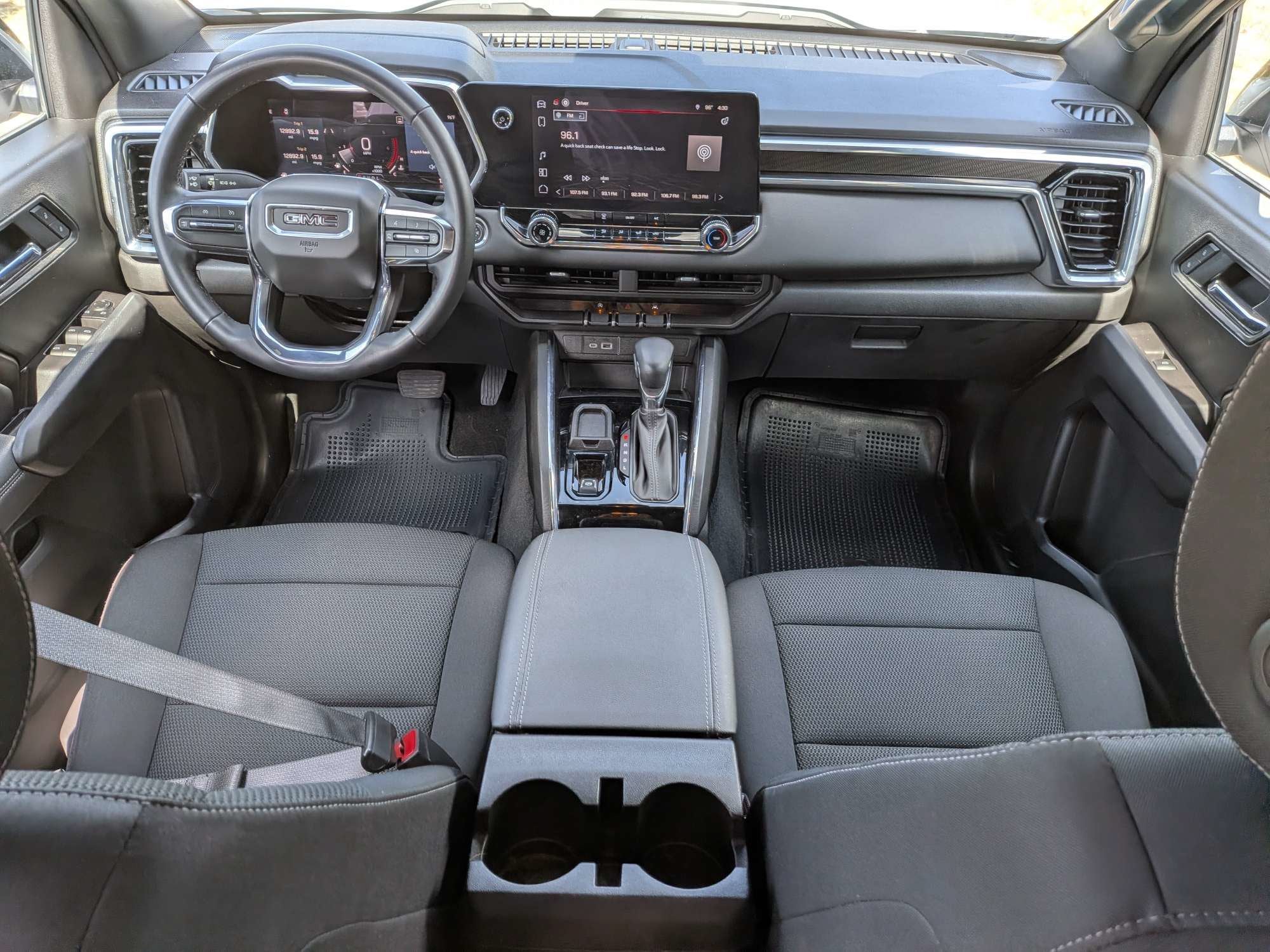 2024 GMC Canyon Elevation