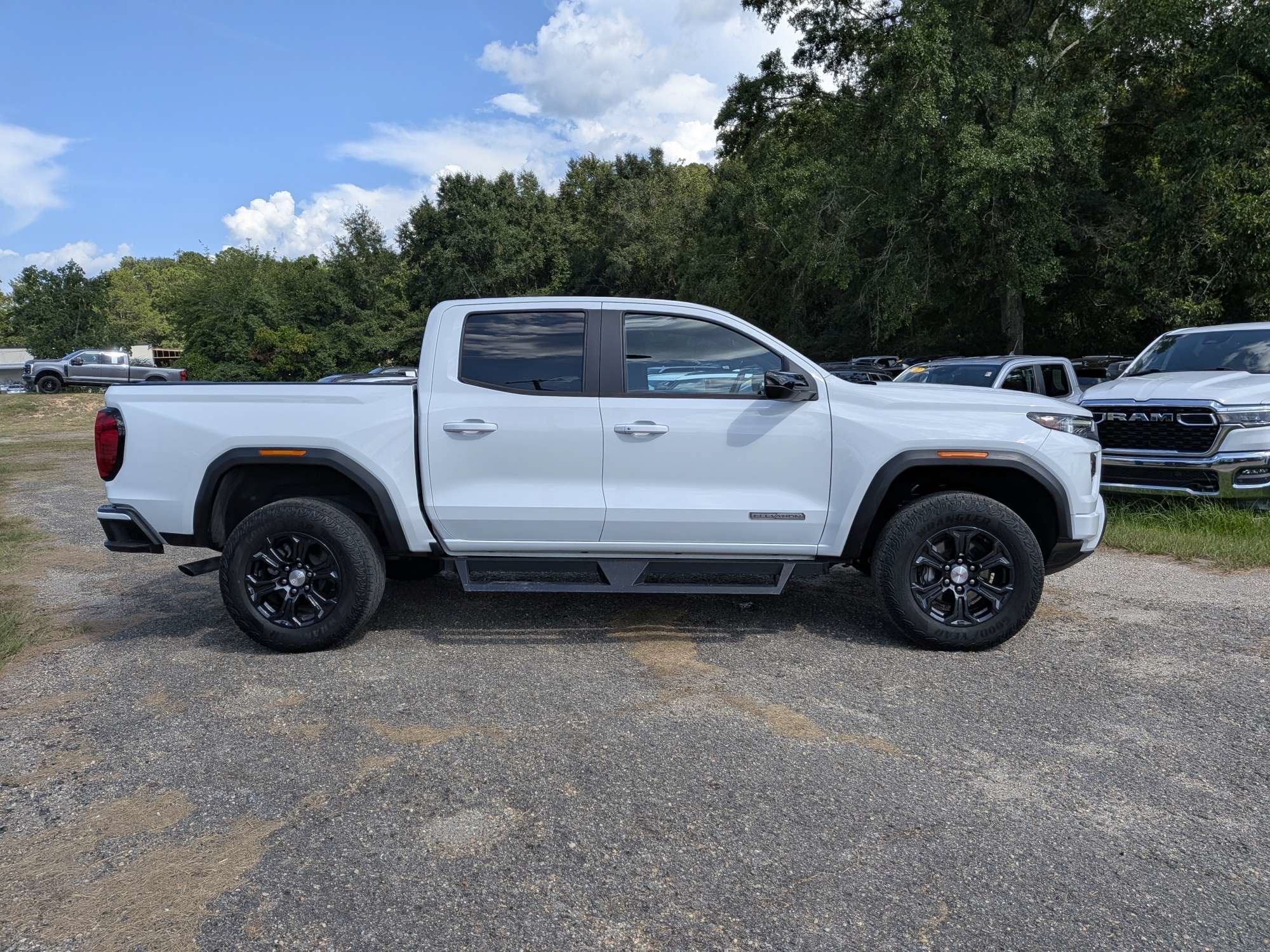 2024 GMC Canyon Elevation