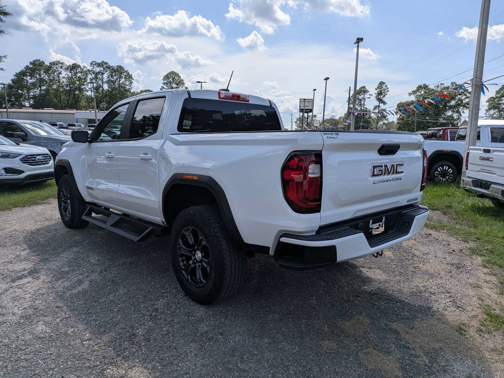 2024 GMC Canyon Elevation