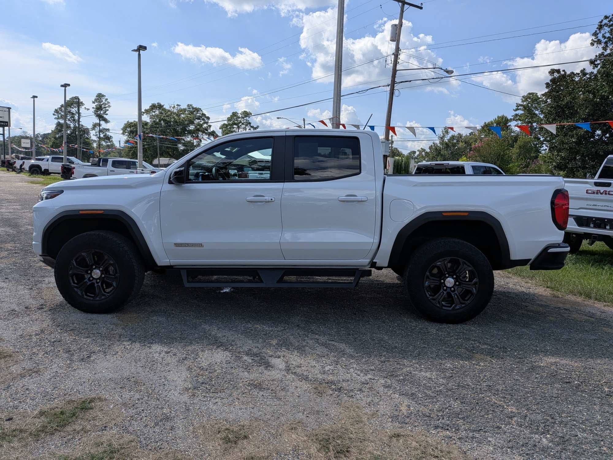 2024 GMC Canyon Elevation