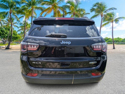 2022 Jeep Compass Latitude Lux 4x4