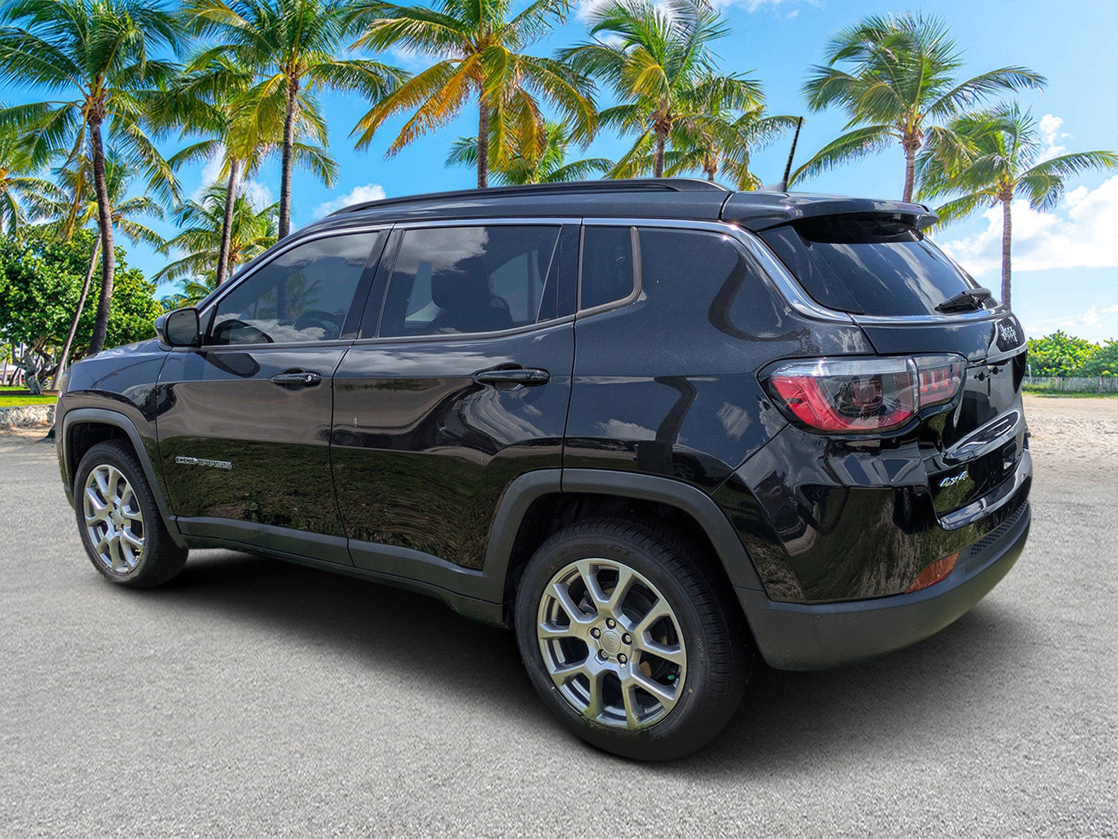2022 Jeep Compass Latitude Lux 4x4