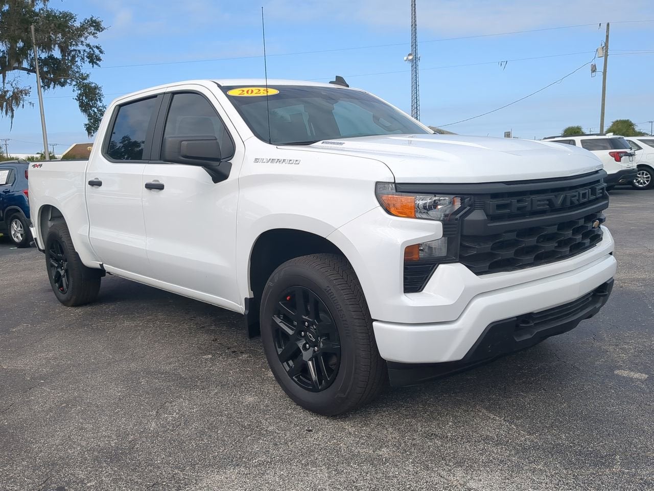 2025 Chevrolet Silverado 1500 Custom