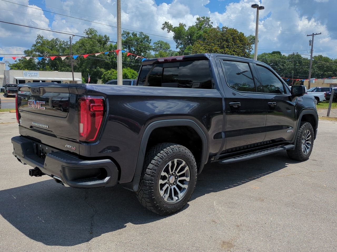 2023 GMC Sierra 1500 AT4