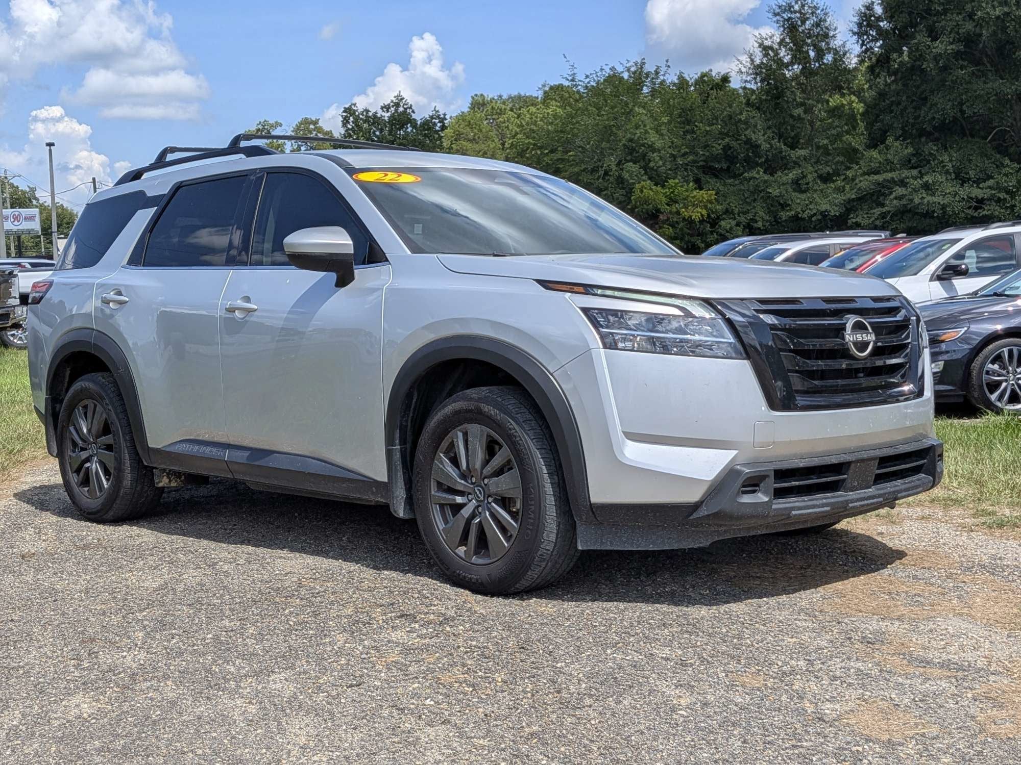 2022 Nissan Pathfinder SV 2WD