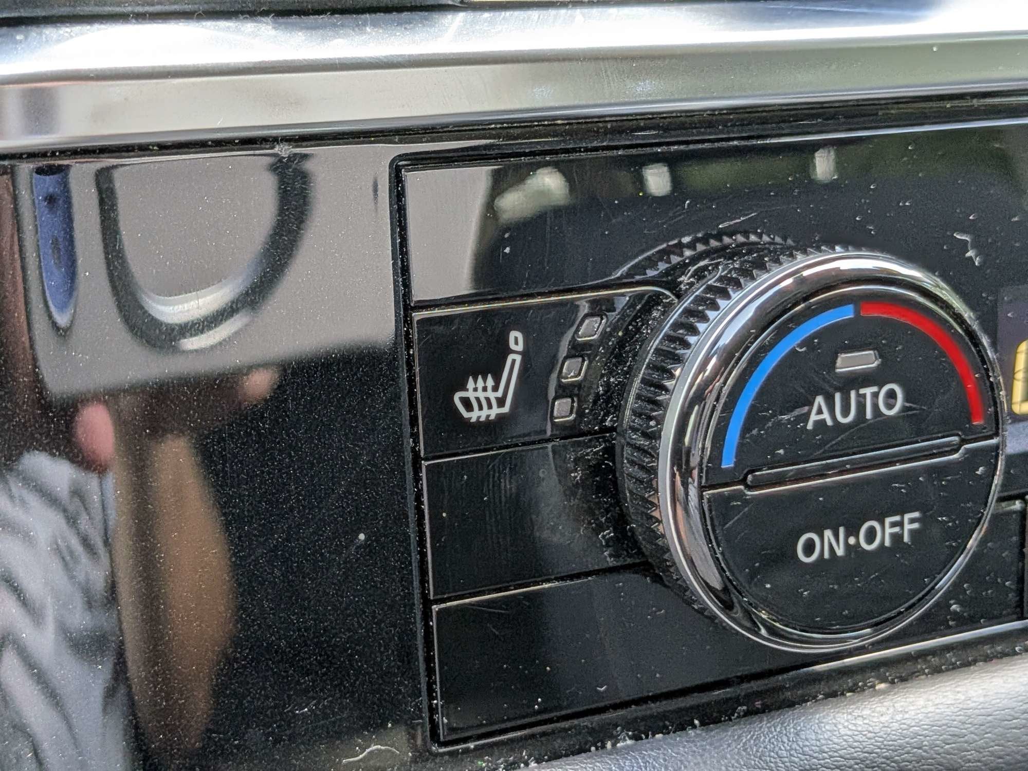 2022 Nissan Pathfinder SV 2WD
