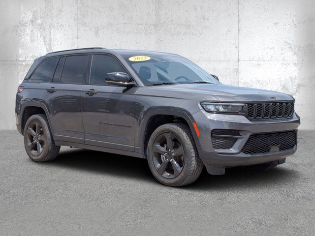 2023 Jeep Grand Cherokee Altitude