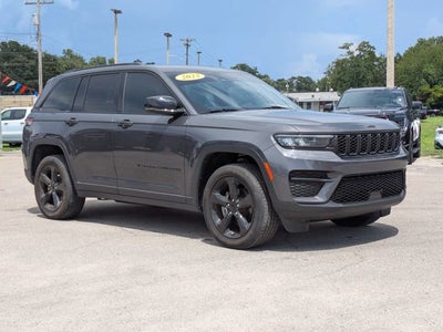 2023 Jeep Grand Cherokee Altitude