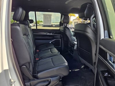 2022 Jeep Wagoneer Series II