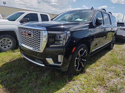 2023 GMC Yukon XL Denali