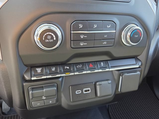 2026 GMC Sierra 3500HD Pro