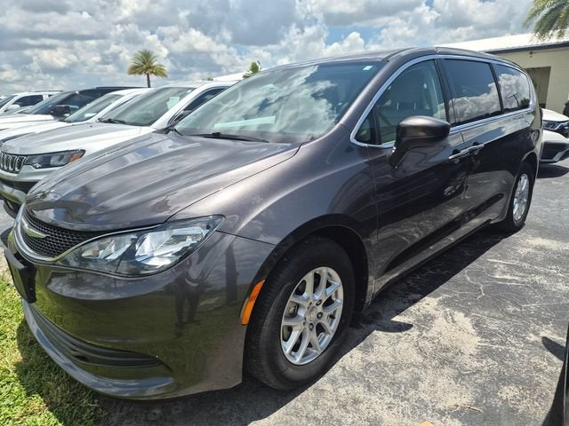 2017 Chrysler Pacifica Touring