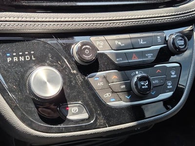 2024 Chrysler Pacifica Hybrid S Appearance Pkg