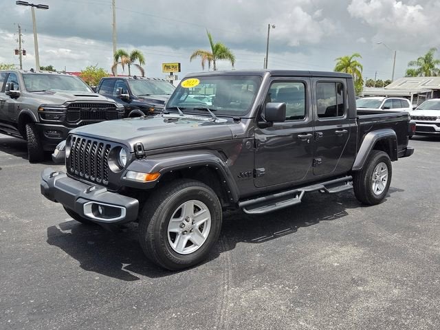 2022 Jeep Gladiator Sport S