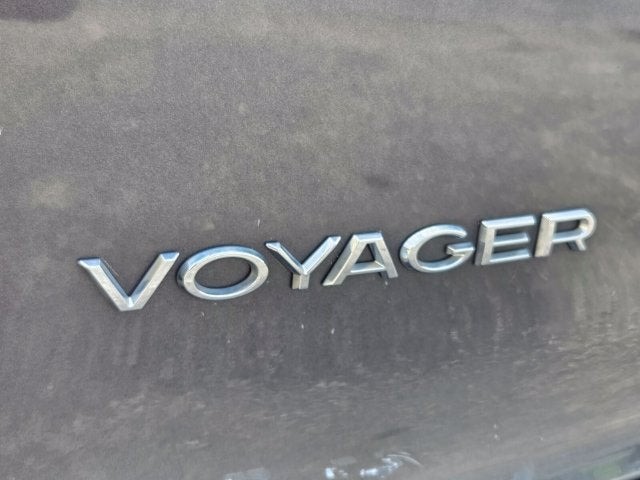 2020 Chrysler Voyager LX