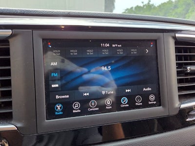 2020 Chrysler Voyager LX