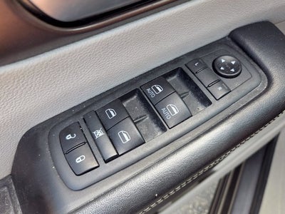 2020 Chrysler Voyager LX