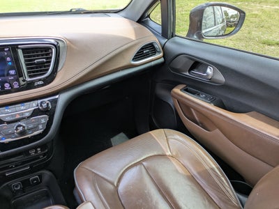 2020 Chrysler Pacifica Hybrid Limited