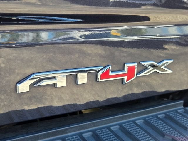 2023 GMC Sierra 1500 AT4X