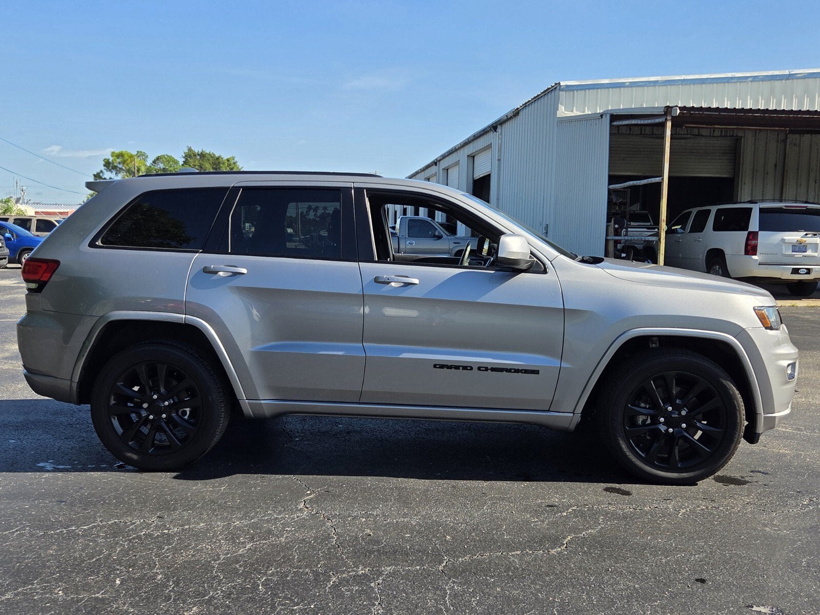 2021 Jeep Grand Cherokee Laredo X 4x2