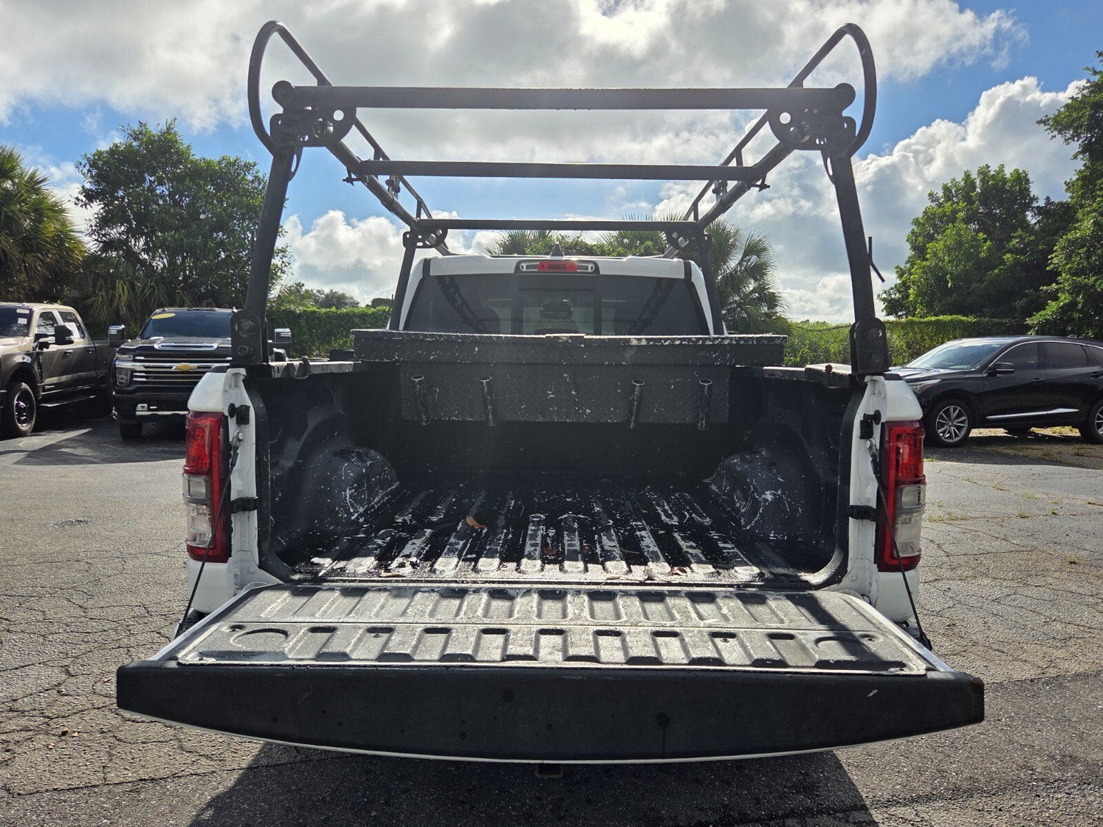 2021 RAM 1500 Big Horn Quad Cab 4x2 6'4" Box