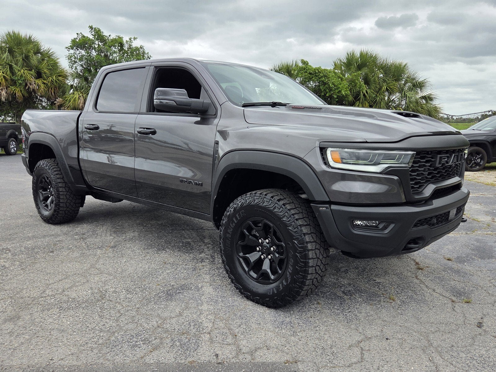 2025 RAM 1500 RHO Crew Cab 4x4 5'7" Box