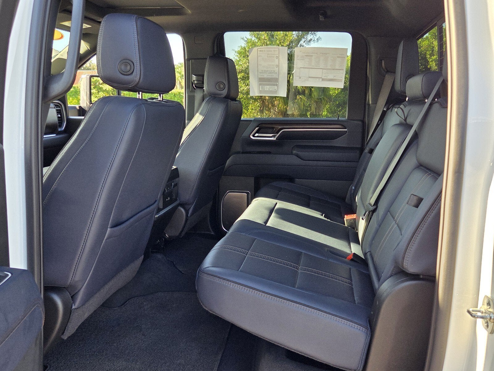 2025 Chevrolet Silverado 3500 HD High Country