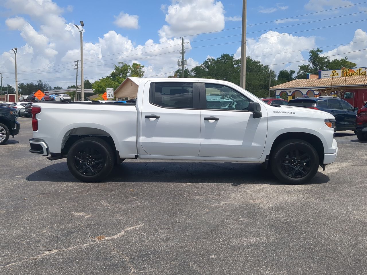 2025 Chevrolet Silverado 1500 Custom