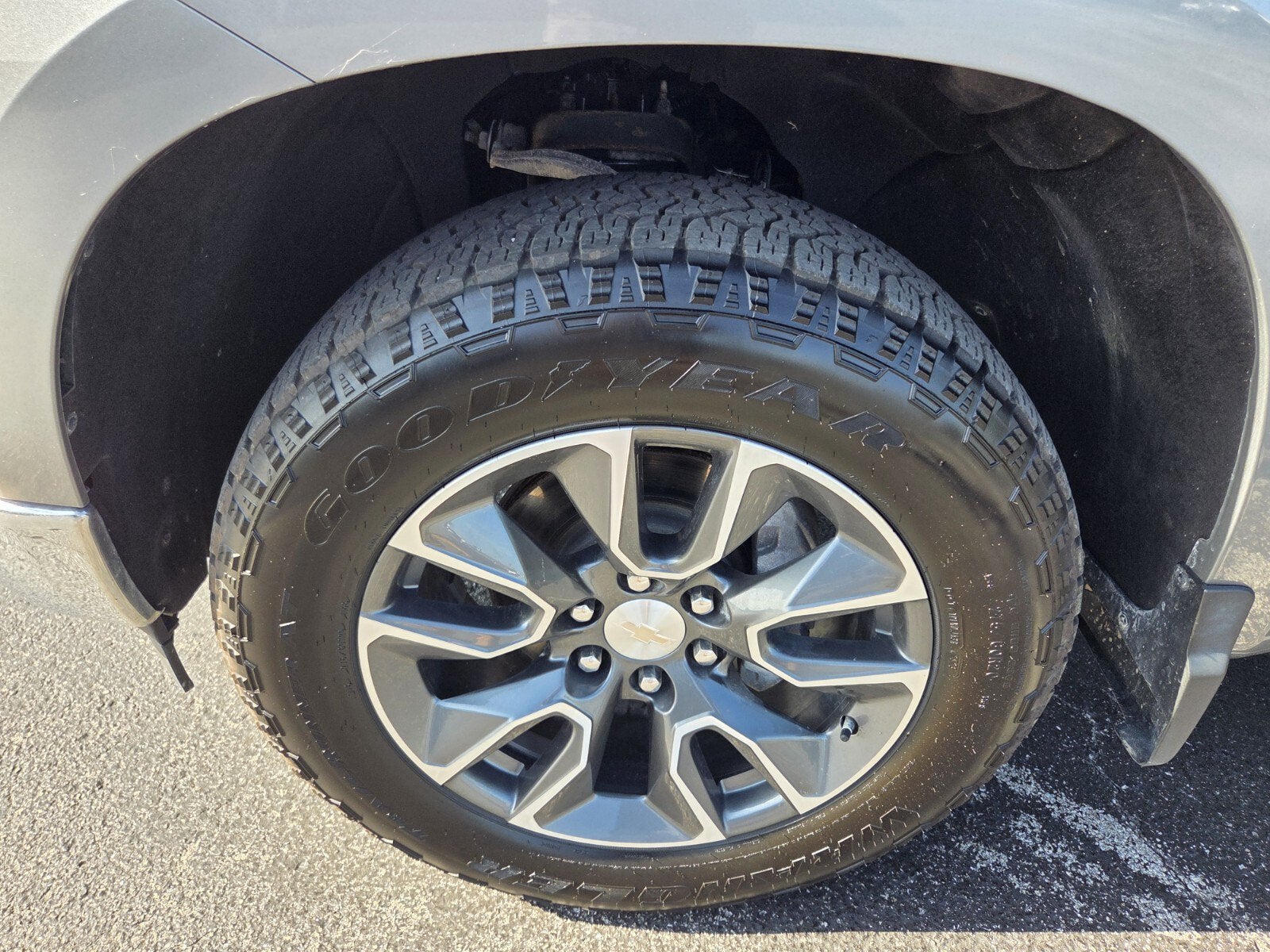 2024 Chevrolet Silverado 1500 LT (2FL)