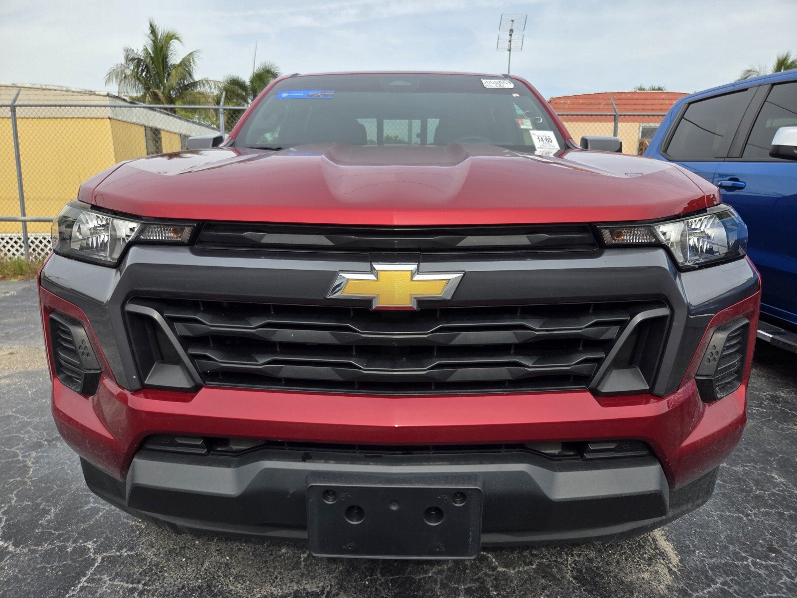 2025 Chevrolet Colorado WT/LT