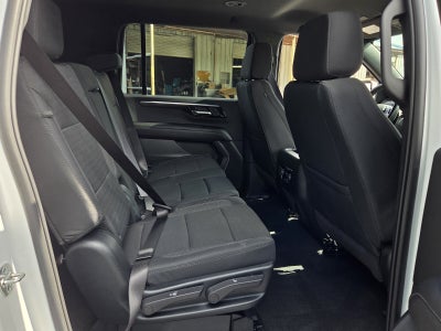 2025 Chevrolet Suburban LS