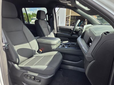2025 Chevrolet Suburban LS