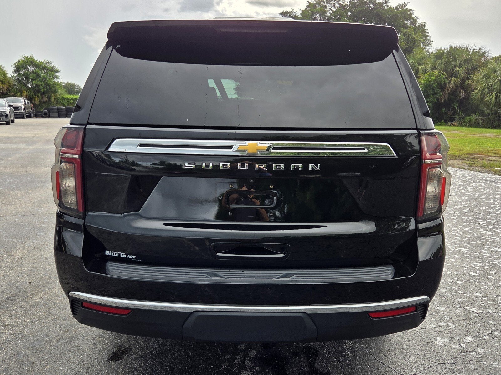 2023 Chevrolet Suburban LS