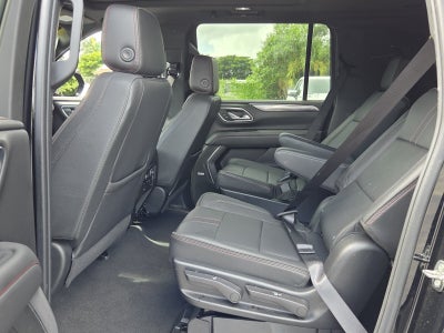2023 Chevrolet Suburban RST