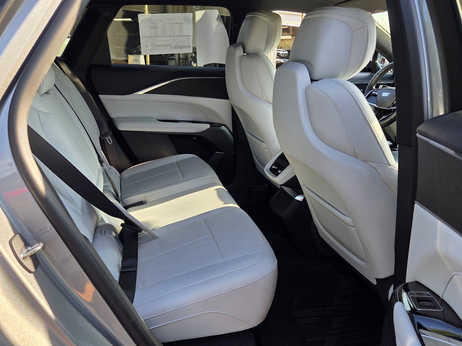 2024 Cadillac LYRIQ Sport 1