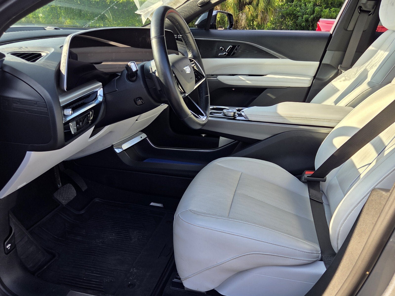 2024 Cadillac LYRIQ Sport 1