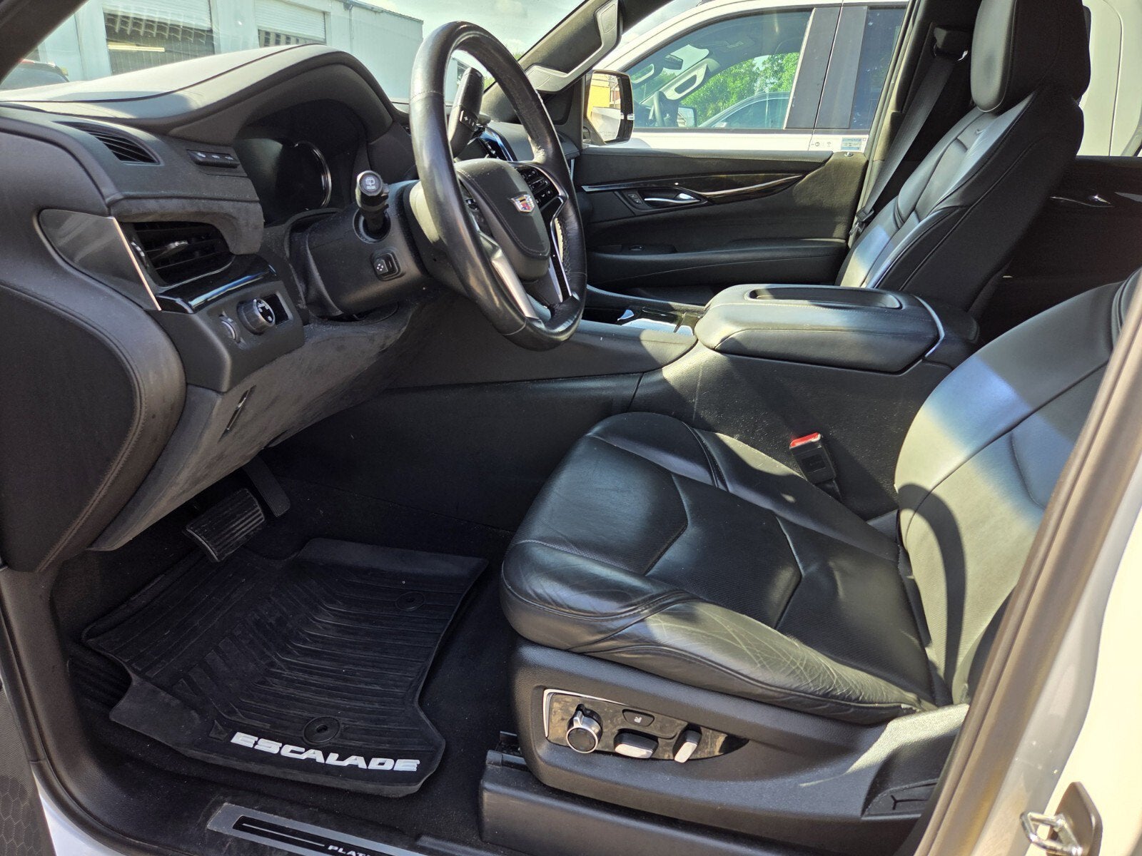 2018 Cadillac Escalade ESV Platinum