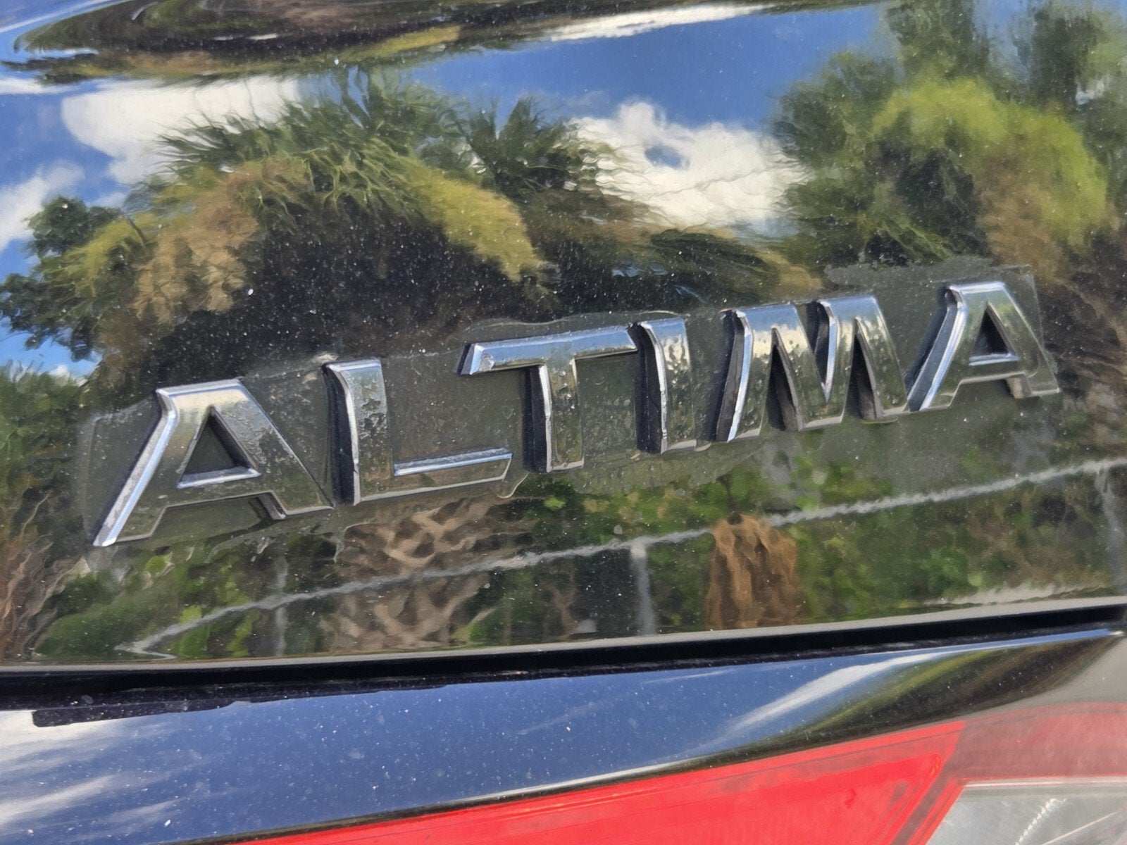 2023 Nissan Altima SV FWD